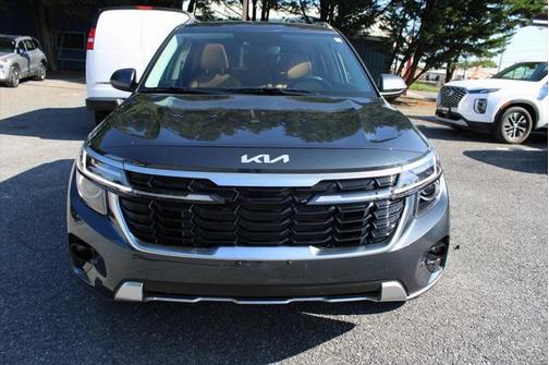 2024 Kia Seltos EX