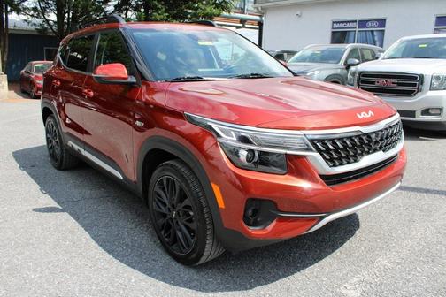 2022 Kia Seltos Nightfall Edition