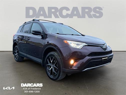 2017 Toyota RAV4 SE