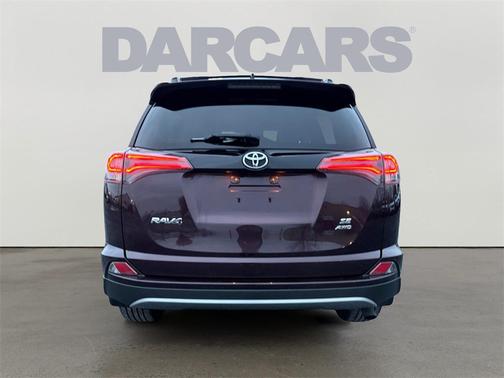 2017 Toyota RAV4 SE