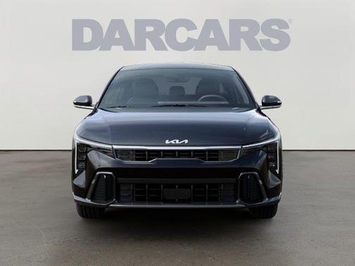 Aurora Black Pearl 2026 Kia K4 GT-Line