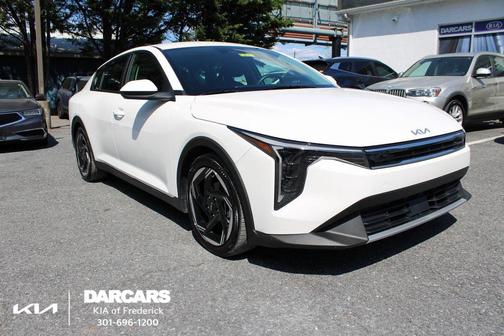 2025 Kia K4 EX
