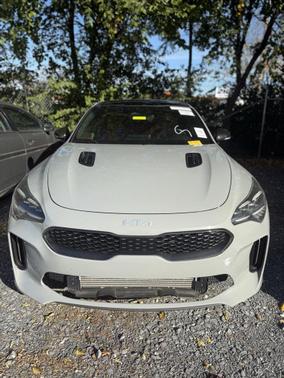 2022 Kia Stinger GT1