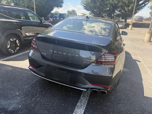 2023 Genesis G70 2.0T AWD