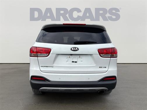 2017 Kia Sorento EX