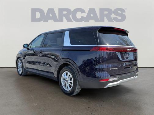 Deep Chroma Blue 2024 Kia Carnival LX