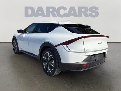 Snow White Pearl 2024 Kia EV6 Light Long Range