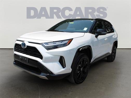 2024 Toyota RAV4 Hybrid SE