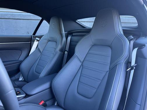 2026 Porsche 911 Carrera GTS