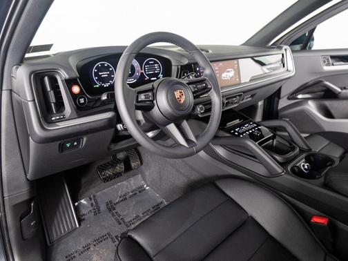2025 Porsche Cayenne