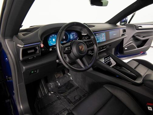 2024 Porsche Macan 4