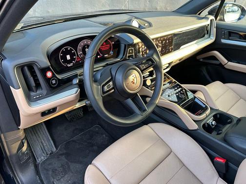 2025 Porsche Cayenne Cayenne