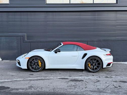 2022 Porsche 911 Turbo S