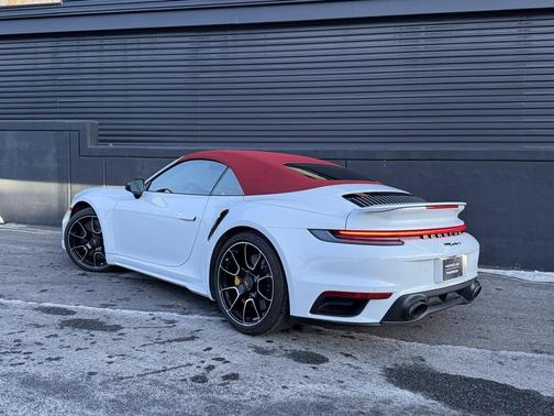 2022 Porsche 911 Turbo S