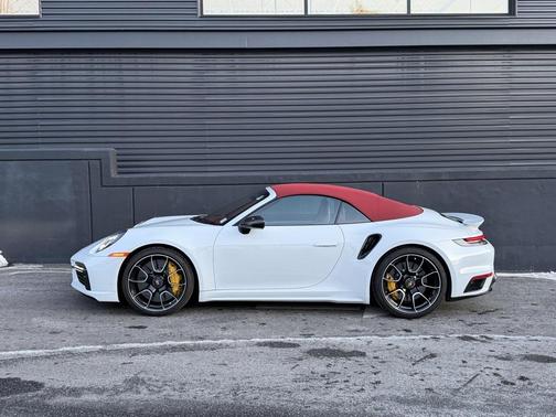 2022 Porsche 911 Turbo S