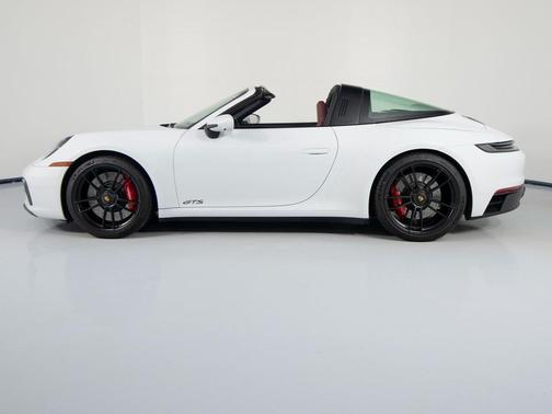 2023 Porsche 911 Targa 4 GTS