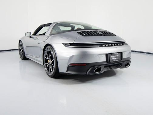 2026 Porsche 911 Targa 4S