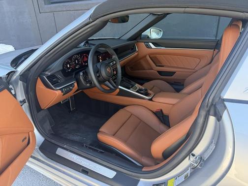 2026 Porsche 911 Targa 4S