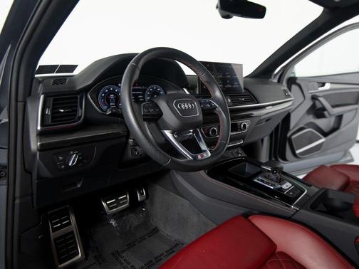 2023 Audi SQ5 3.0T Premium Plus