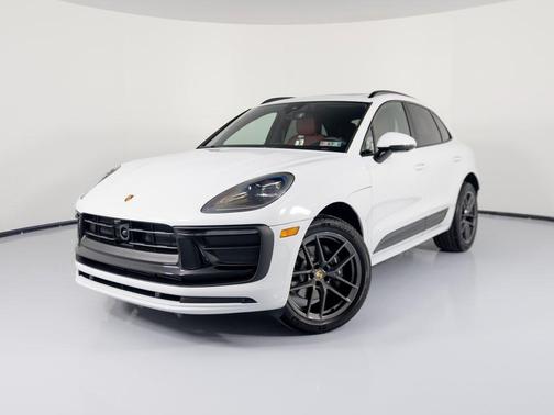 2026 Porsche Macan T