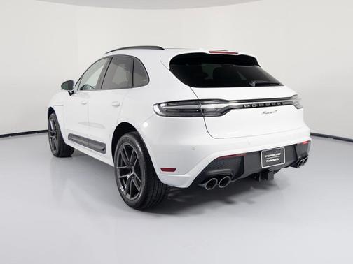 2026 Porsche Macan T