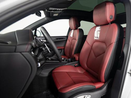 2026 Porsche Macan T