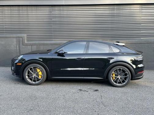 2025 Porsche Cayenne Turbo GT