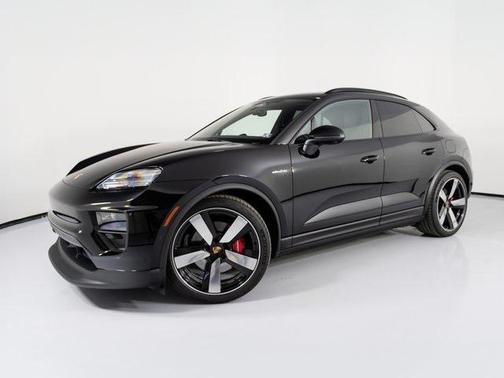 2025 Porsche Macan 4S