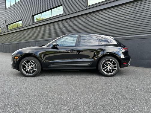 2025 Porsche Macan 