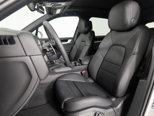 2026 Porsche Cayenne E-Hybrid