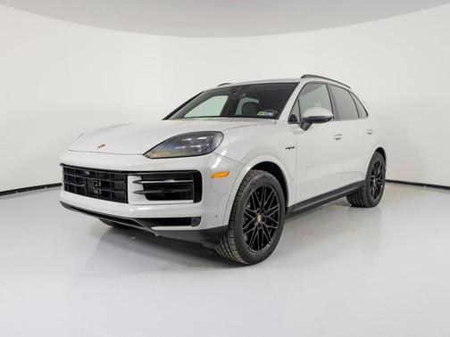 2026 Porsche Cayenne E-Hybrid