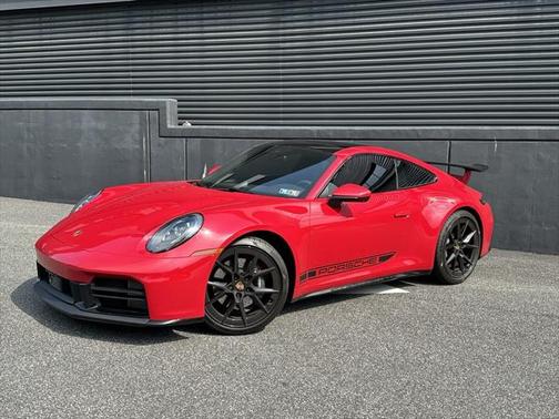 2025 Porsche 911 Carrera