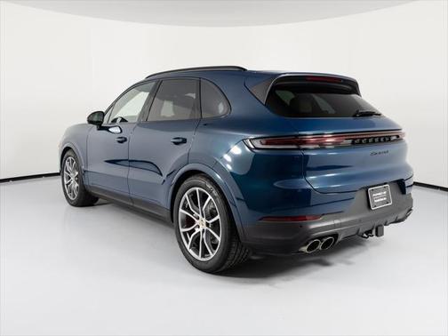 2024 Porsche Cayenne S