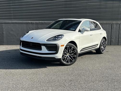 2025 Porsche Macan 