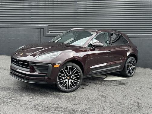 2024 Porsche Macan Base