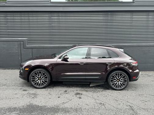 2024 Porsche Macan Base