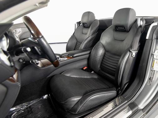 2016 Mercedes-Benz SL 550 SL 550