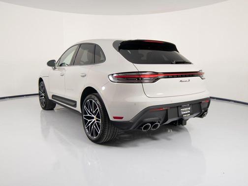 2026 Porsche Macan S