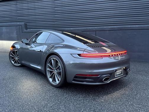 2024 Porsche 911 Carrera 4S