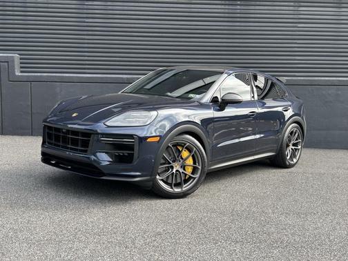 2025 Porsche Cayenne Turbo GT