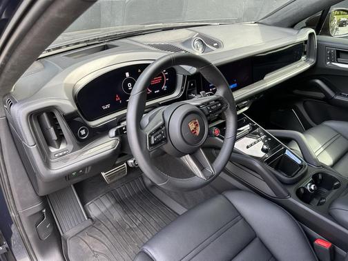 2025 Porsche Cayenne Turbo GT