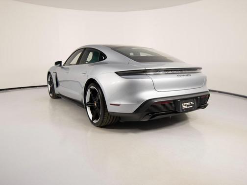 2023 Porsche Taycan GTS