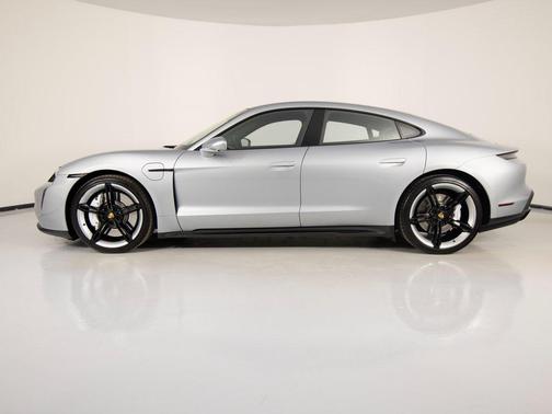 2023 Porsche Taycan GTS