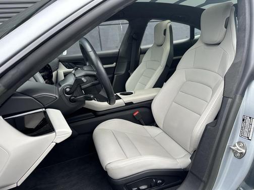 2023 Porsche Taycan GTS