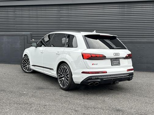 2025 Audi SQ7 4.0T Prestige