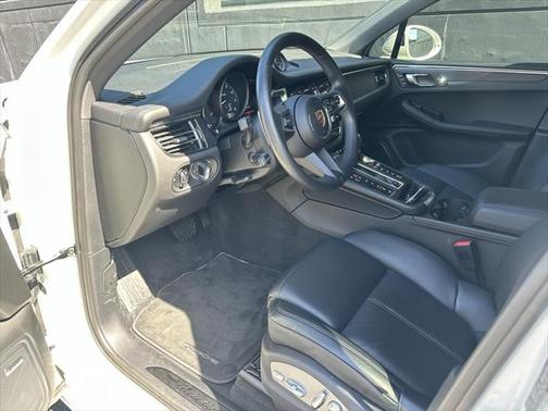2023 Porsche Macan GTS