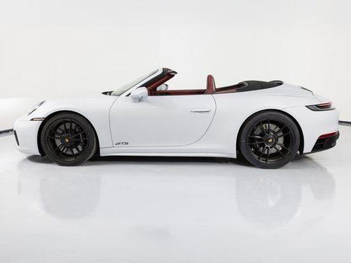 2023 Porsche 911 Carrera GTS