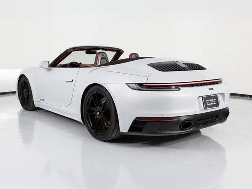 2023 Porsche 911 Carrera GTS