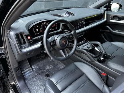 2024 Porsche Cayenne