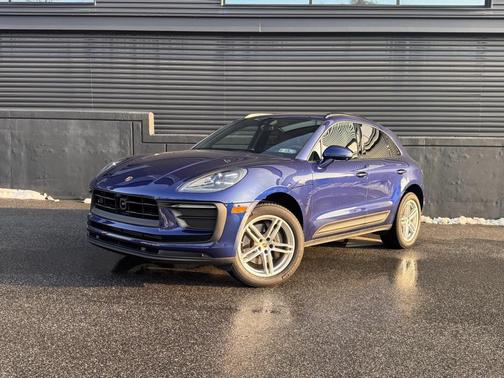 2025 Porsche Macan T